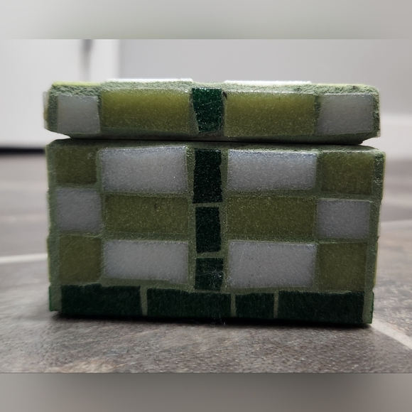 Trinket Box - Picture 4 of 10